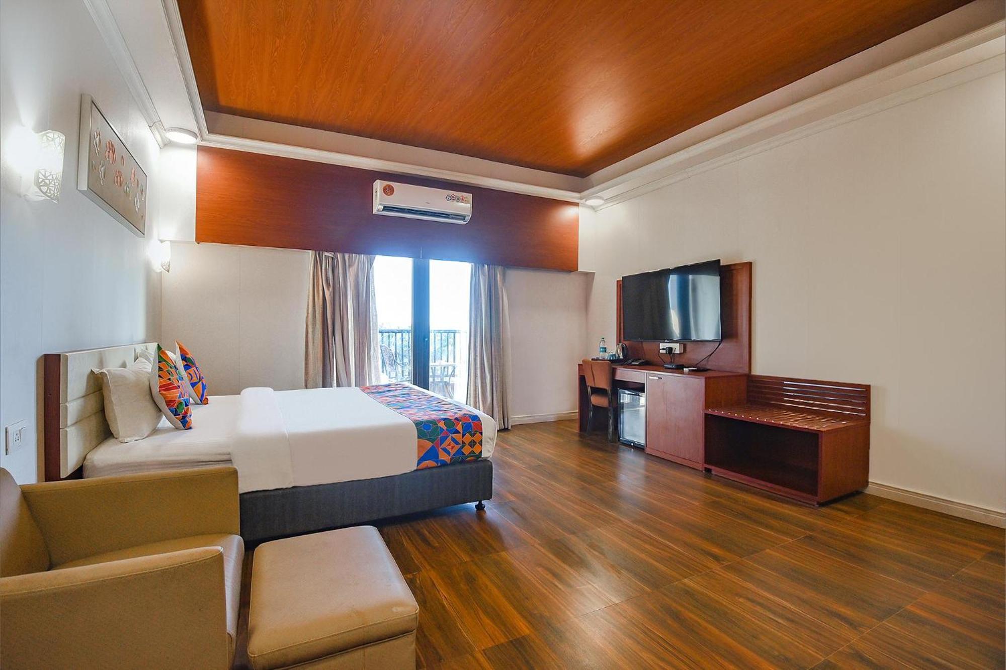Fabhotel Prime Infantaria Comfort - 200M From Calangute Beach Dış mekan fotoğraf