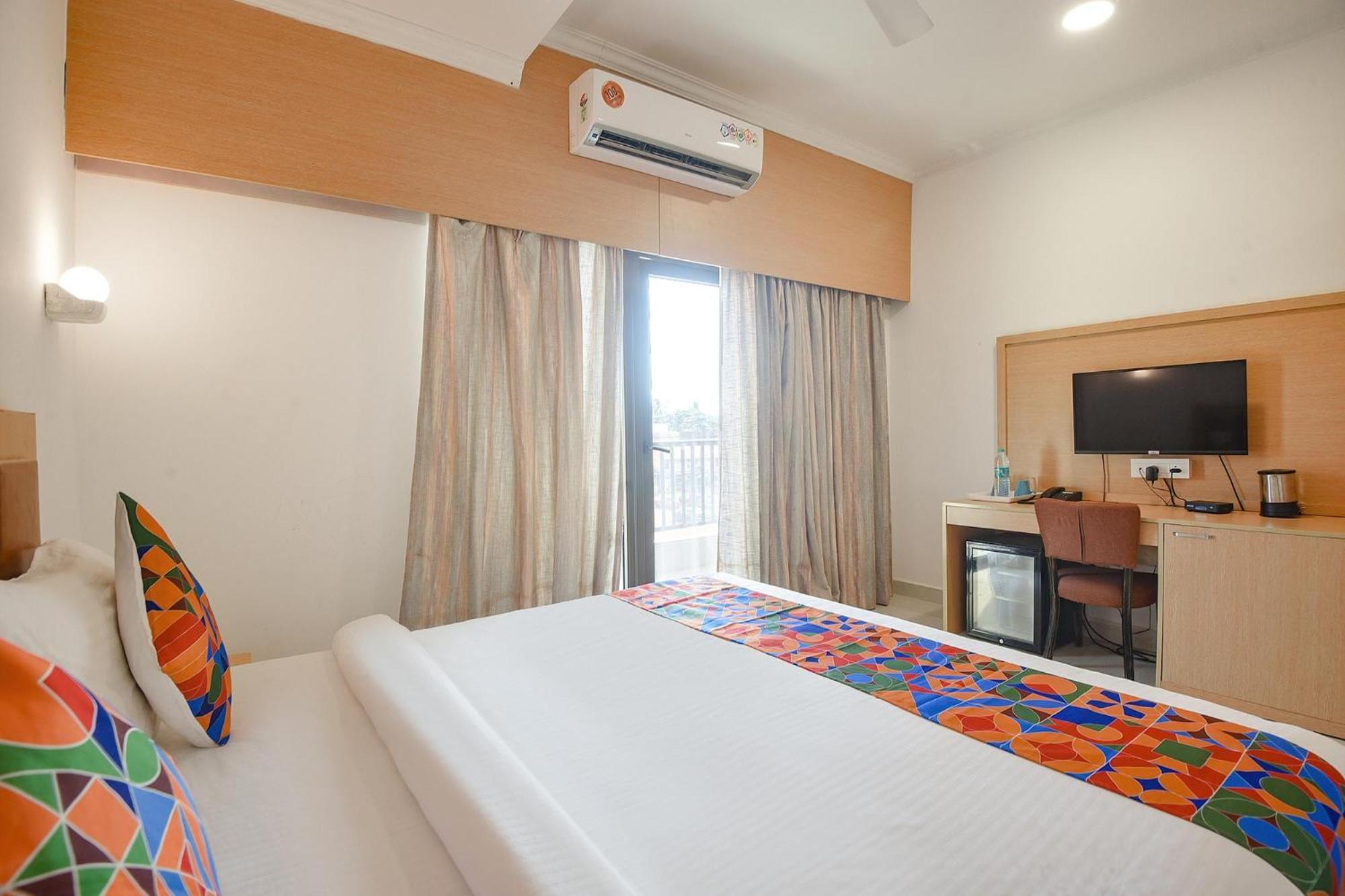 Fabhotel Prime Infantaria Comfort - 200M From Calangute Beach Dış mekan fotoğraf