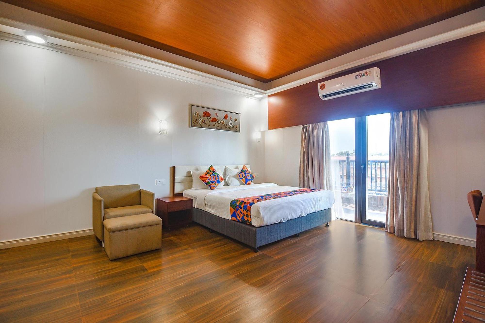 Fabhotel Prime Infantaria Comfort - 200M From Calangute Beach Dış mekan fotoğraf